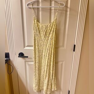 Aritzia Sunday Best Maude Midi Dress